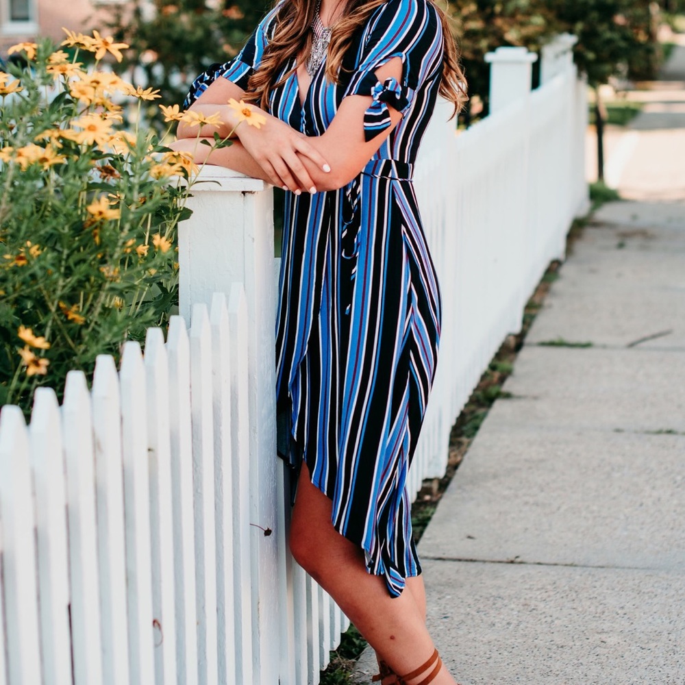 Striped Wrap Dress - Forever 21